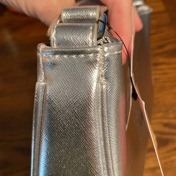 Danielle Nicole Minnie Mouse handbag - Picture 7 of 9